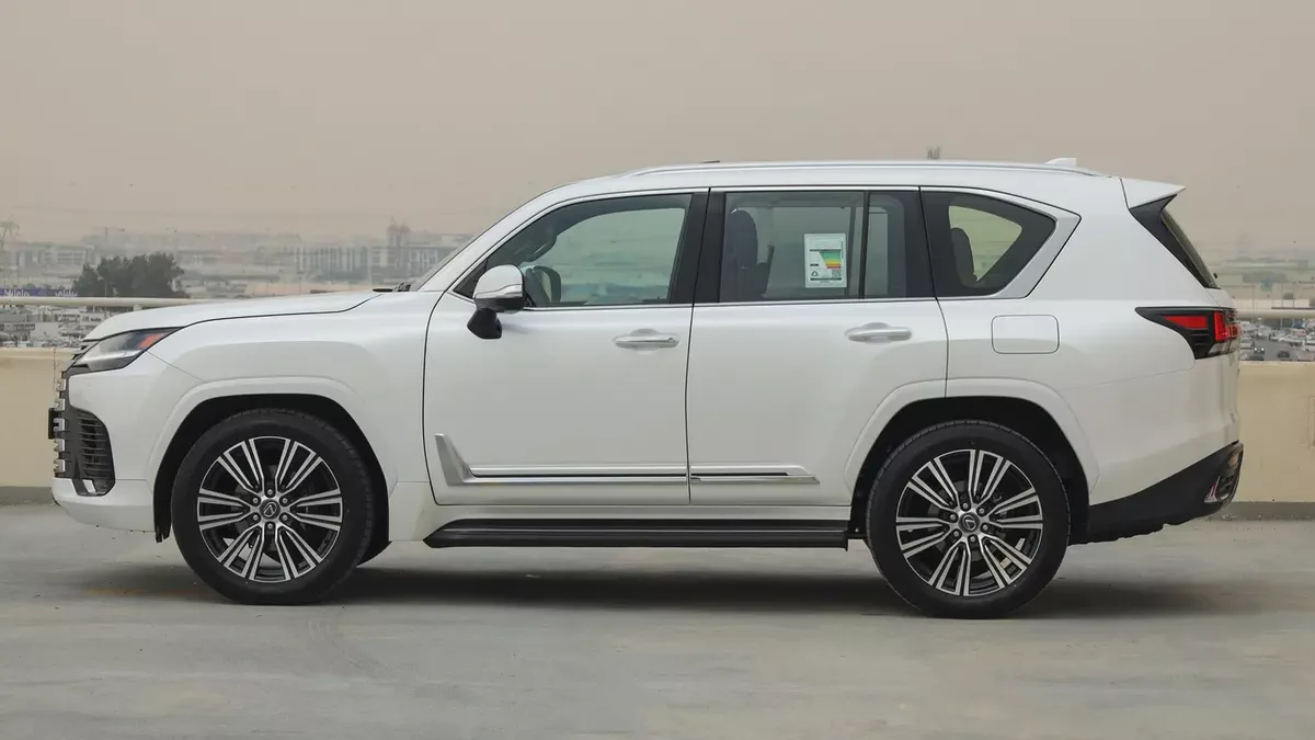 Lexus LX 700h Signature 2026 | Brand New | GCC Specs-19-19