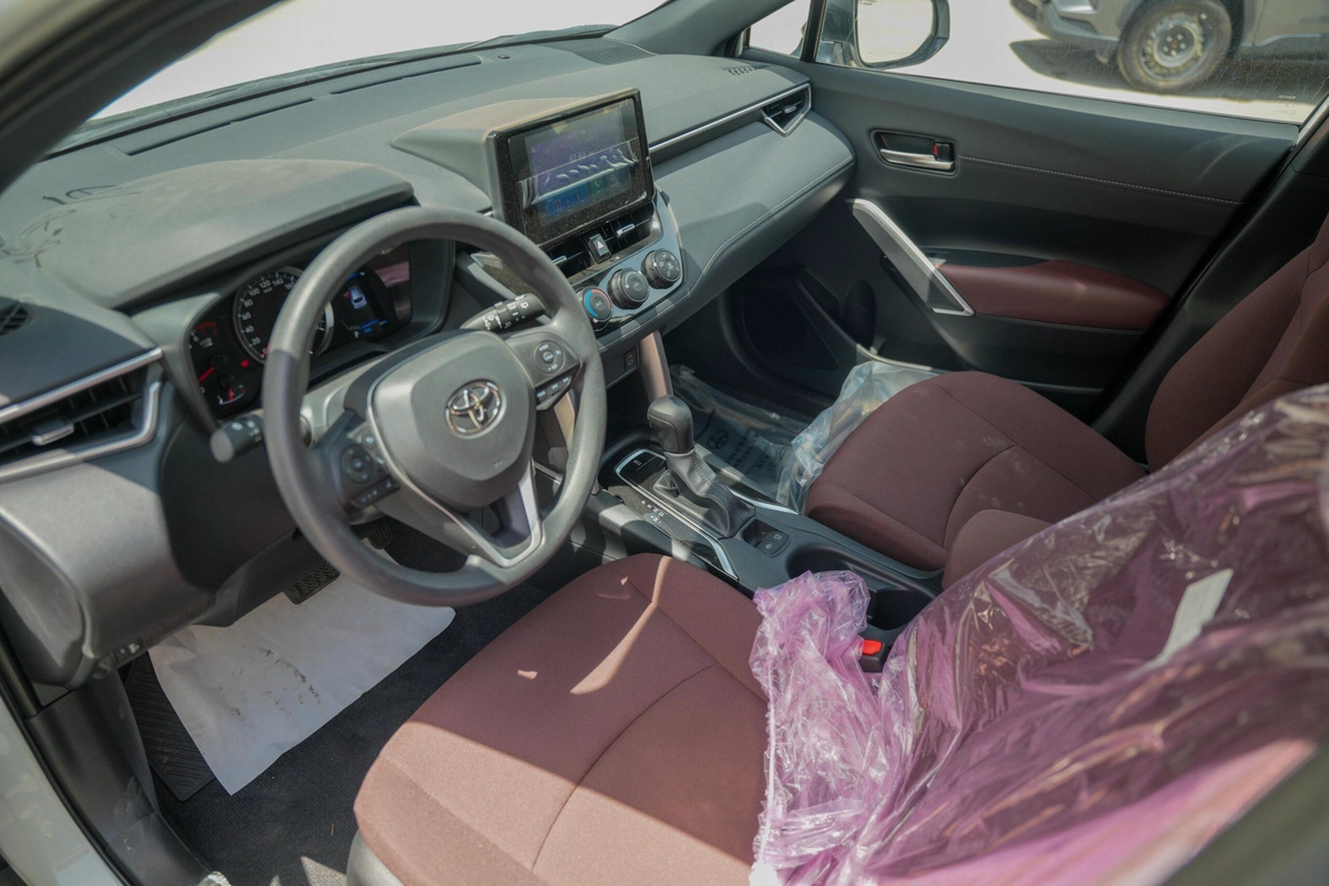 TOYOTA COROLLA CROSS HYBRID 2.0L 2026 | GREY-6-6