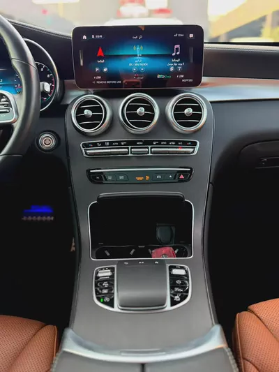 2022 Mercedes-Benz GLC 300 4MATIC | Korean Specs | Pristine Condition-15