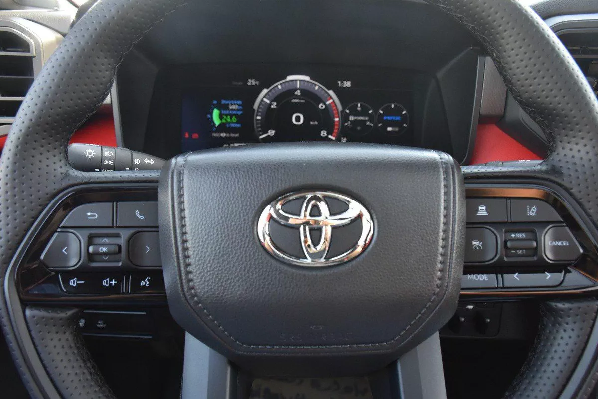 TUNDRA TRD PRO HYBRID 4.W.D. 2024 | WHITE-11-11