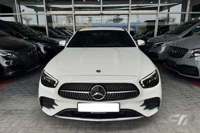 Mercedes Benz E300 PREMIUM PLUS - HYBRID (AMG)-0