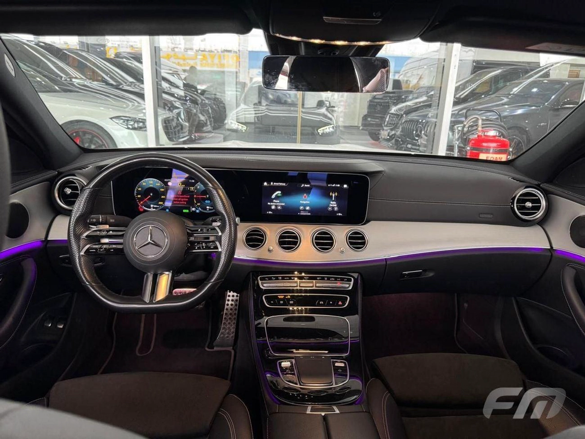 Mercedes Benz E300 PREMIUM PLUS - HYBRID (AMG)-3-0