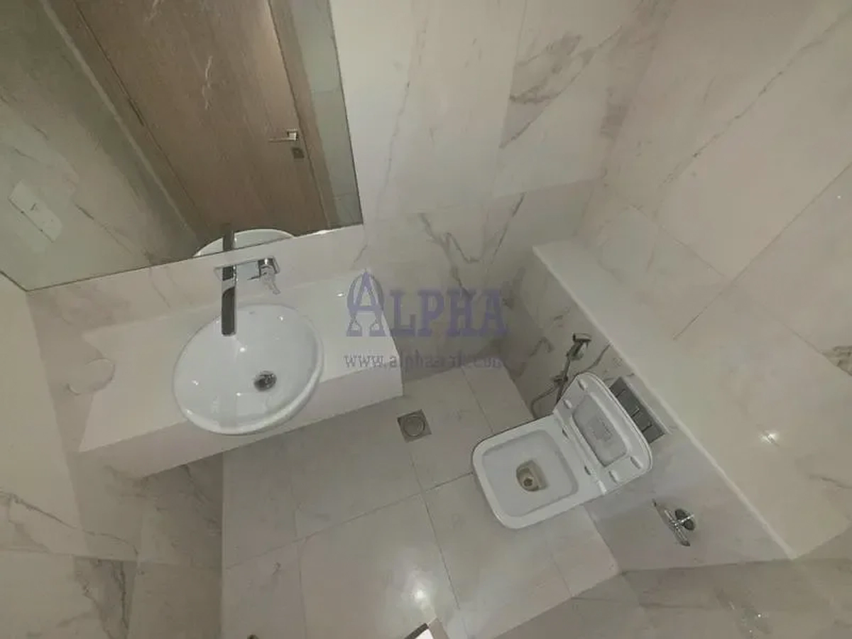 Direct Pool Access | Bay Residence | 2 BR + Maid-3-3