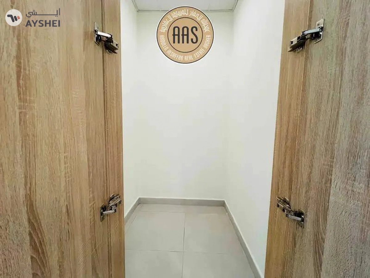 Best Deal || Like A Brand New || Spacious 1 Bedroom Hall || In 75K Only-3-3