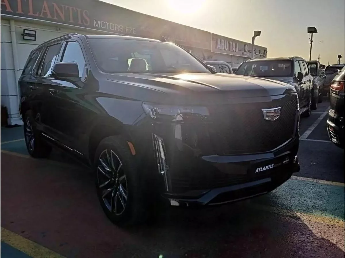 Cadillac Escalade Cadillac Escalade V8 6.2L SUV-1-1