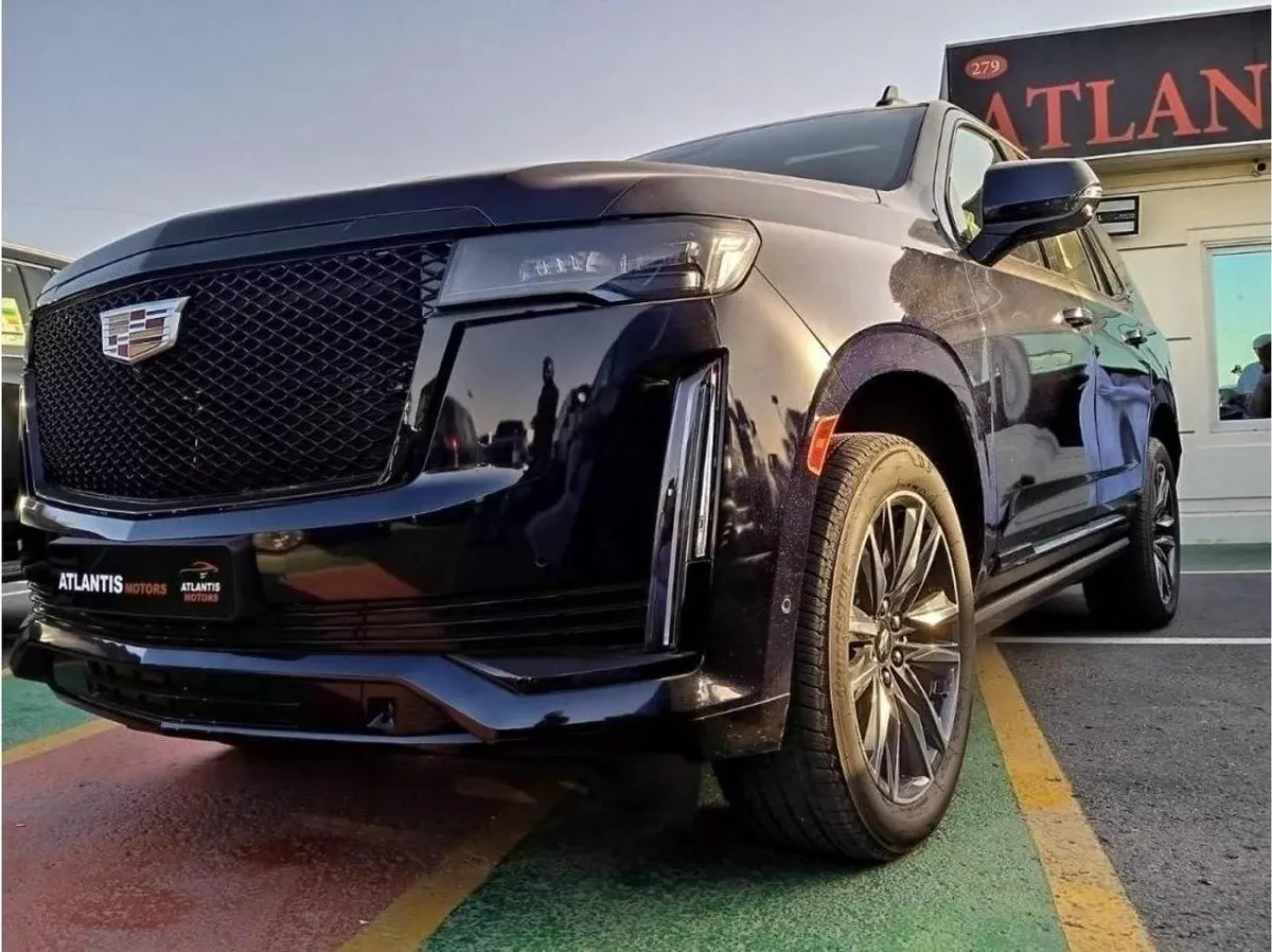 Cadillac Escalade Cadillac Escalade V8 6.2L SUV-3-3