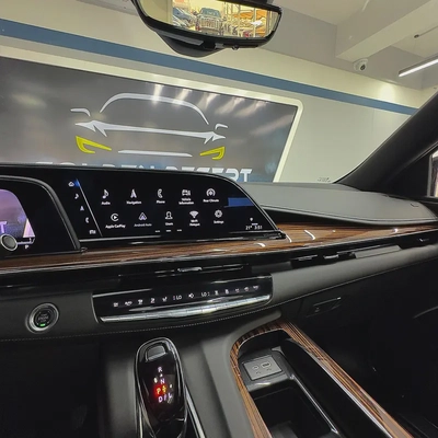 2024 Cadillac Escalade Premium Luxury-7