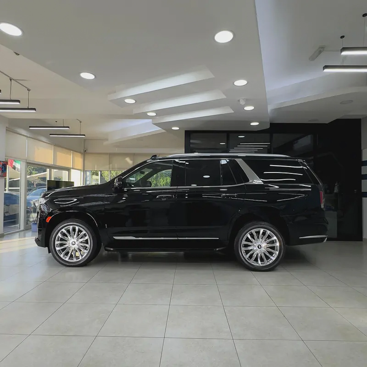 2024 Cadillac Escalade Premium Luxury-3-3