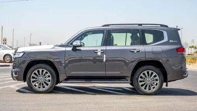 Toyota Land Cruiser VXR Toyota LC300 3.3L VXR diesel 2025 V6-1