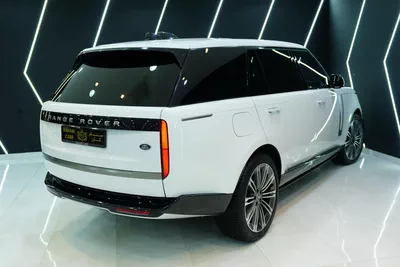 Land Rover Range Rover Vogue P400 SE LWB-8