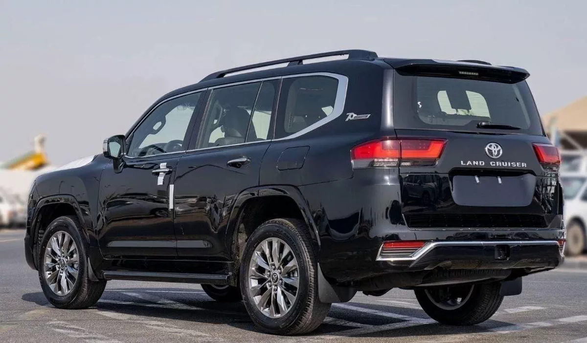 Toyota Land Cruiser VX LC300 VX 3.3D AT MY2025 – BLACK-5-0