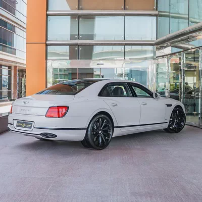 Bentley Flying Spur Hybrid 2023  DONE ONLY 600KM-1