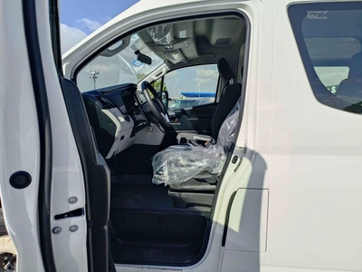 Toyota Hiace GL TOYOTA HIACE HIGHROOF DX / 2.8L V4  DIESEL / BLACK BUMPER-8