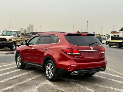 Hyundai Santa Fe GLS 2018 Hyundai Santafe 3.3L V6 - Rear Camera - AWD 4x4 - 7 Seats-4