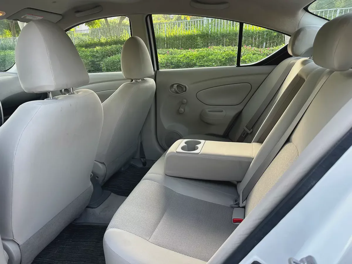 Nissan Sunny 2023 SE | GCC Specs | Low Mileage-9-9