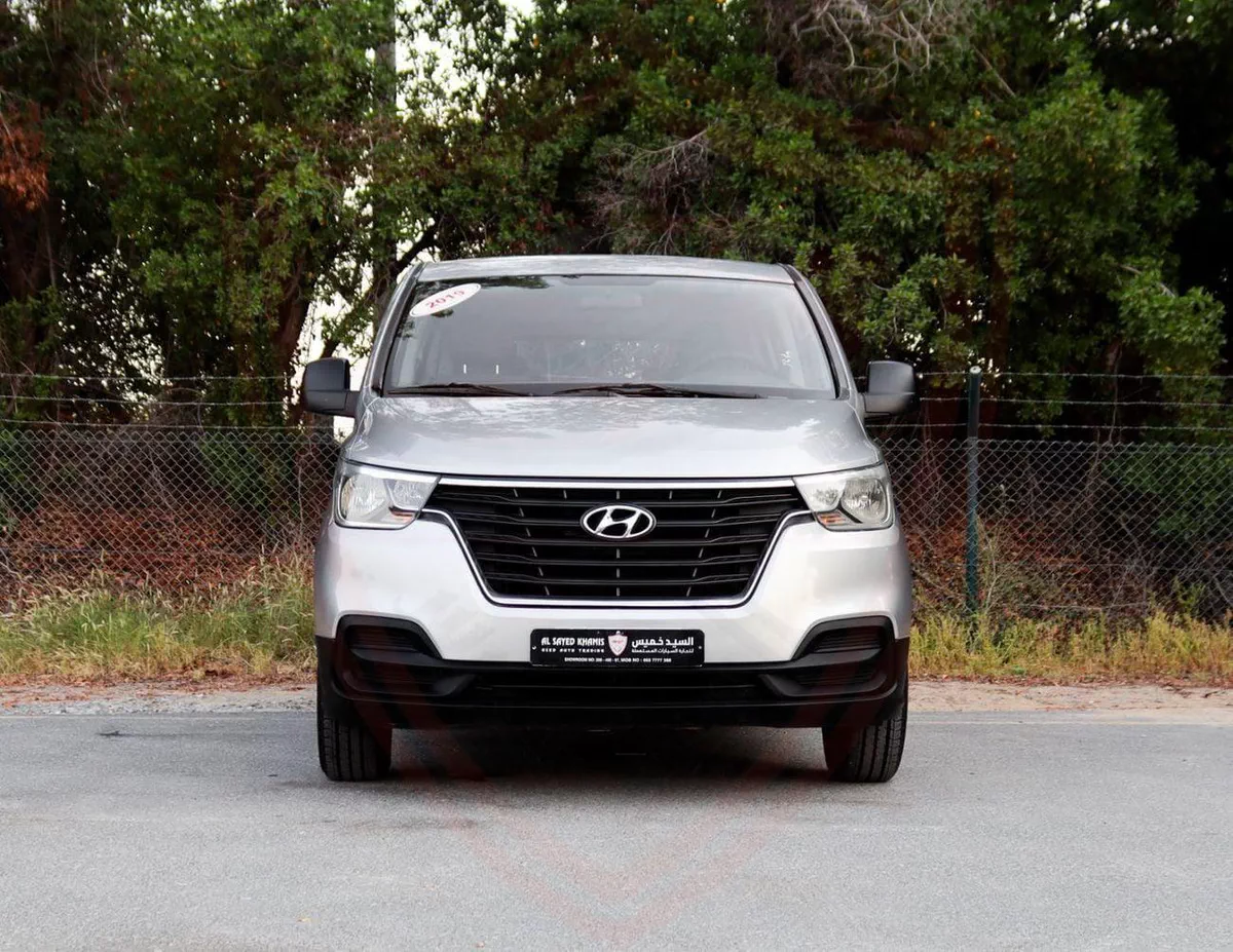 Hyundai H-1  Hyundai H1 | 2.4 L | 2019 | GCC | Accident-Free | In Excellent Condition | 914 P.M-1-0