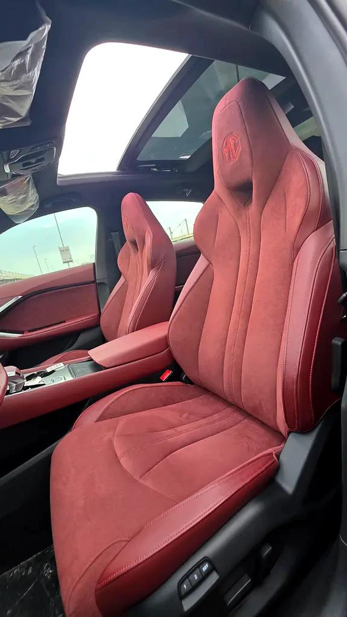 Brand New 2025 MG 7 - 2.0 L
