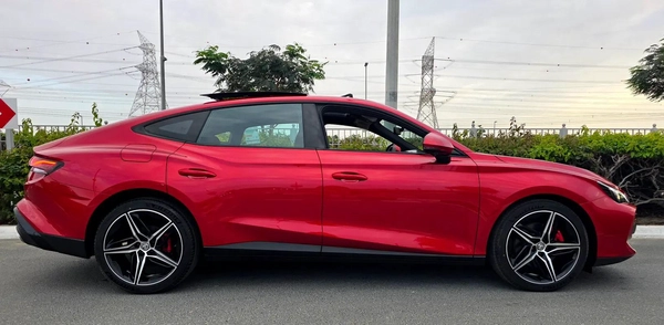Brand New 2025 MG 7 - 2.0 L