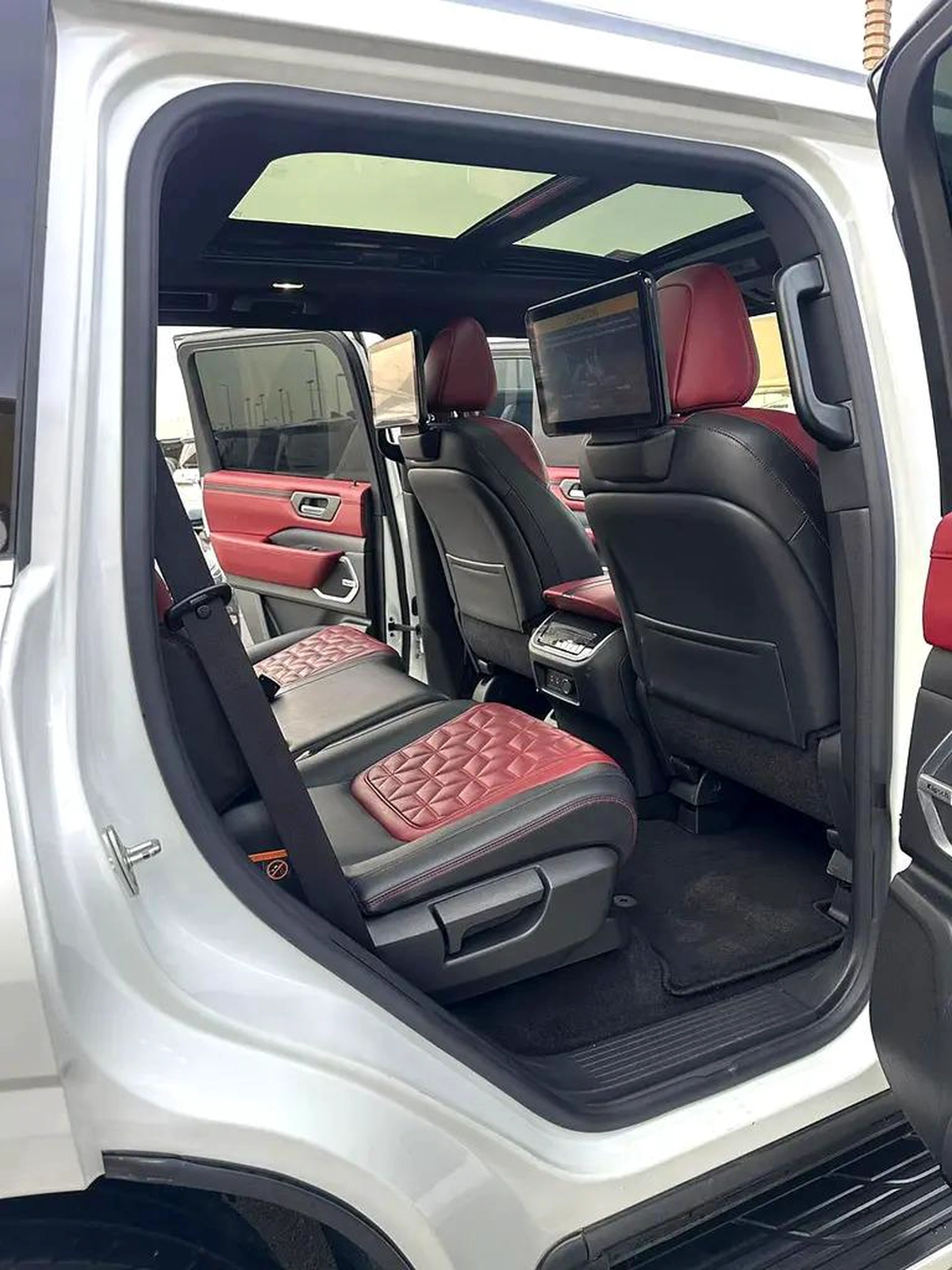 2025 Nissan Patrol LE Platinum - GCC Specs - Brand New-15-15