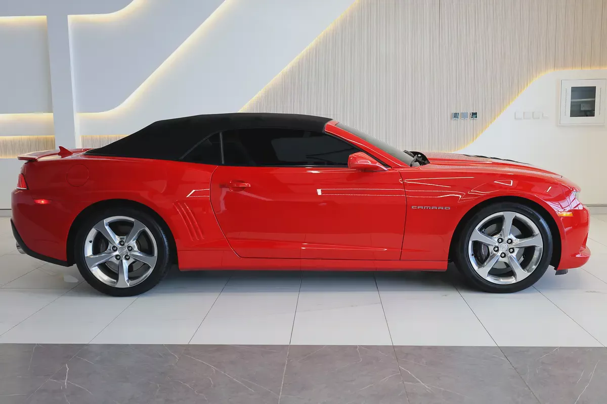 2015 Chevrolet Camaro SS - GCC Specs - Excellent Condition!-6-6