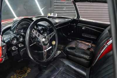 Chevrolet Corvette-9