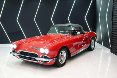Chevrolet Corvette-0
