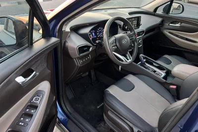 Hyundai Santa Fe STANDARD 2019 Mid Option - 2.4L V4 - Rear Camera - Leather Seat --12