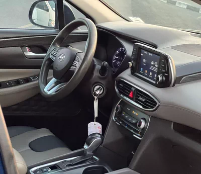 Hyundai Santa Fe STANDARD 2019 Mid Option - 2.4L V4 - Rear Camera - Leather Seat --16