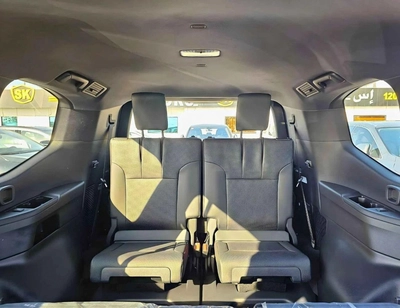 Toyota Land Cruiser GXR TWIN TURBO /REAR ENTERTAINMENT SCREEN /SUNROOF/FRONT PWR SEATS (CODE#GXR3M2)-13