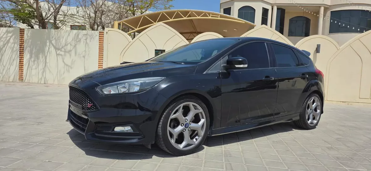 2015-Ford focus ST -Manual Transmission-Excellent Condition