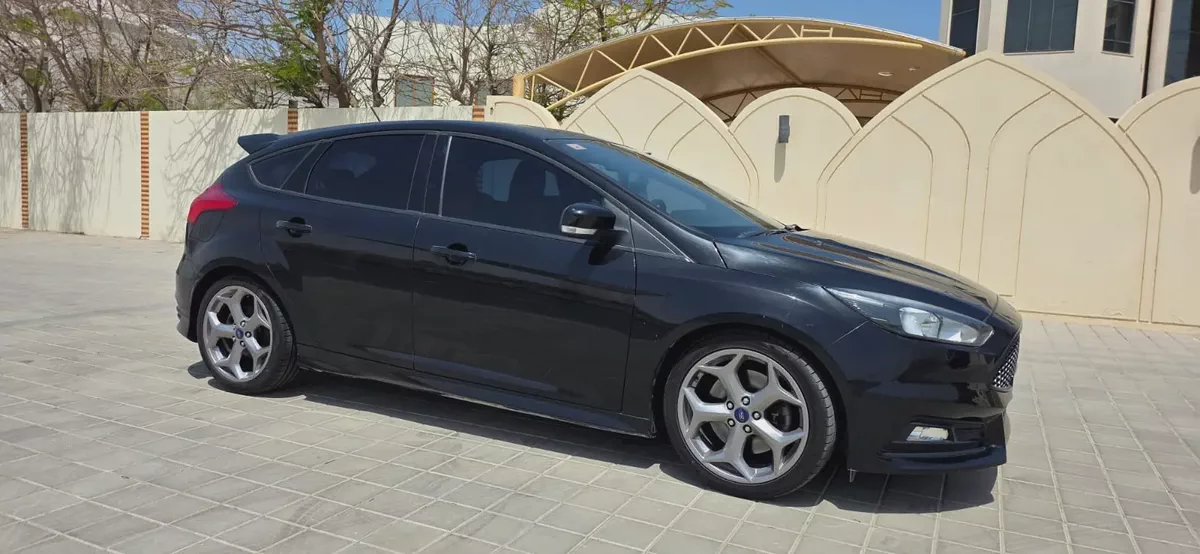 2015-Ford focus  ST -Manual Transmission-Excellent Condition-2-2