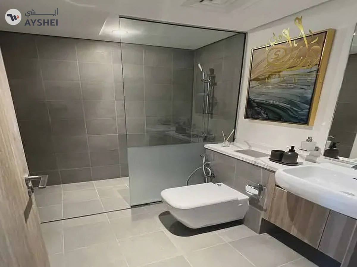 RECEIVE YOU KEY | PRIVATE BEACH | FREEHOLD | LUXURY LIVING | BOOK NOW