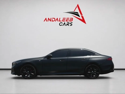 AED 4,640 P.M | 0% DOWN PAYMENT | BMW i5 M60 xDRIVE | DUAL MOTOR ELECTRIC AWD – 601 HP | FULL AGENCY-7