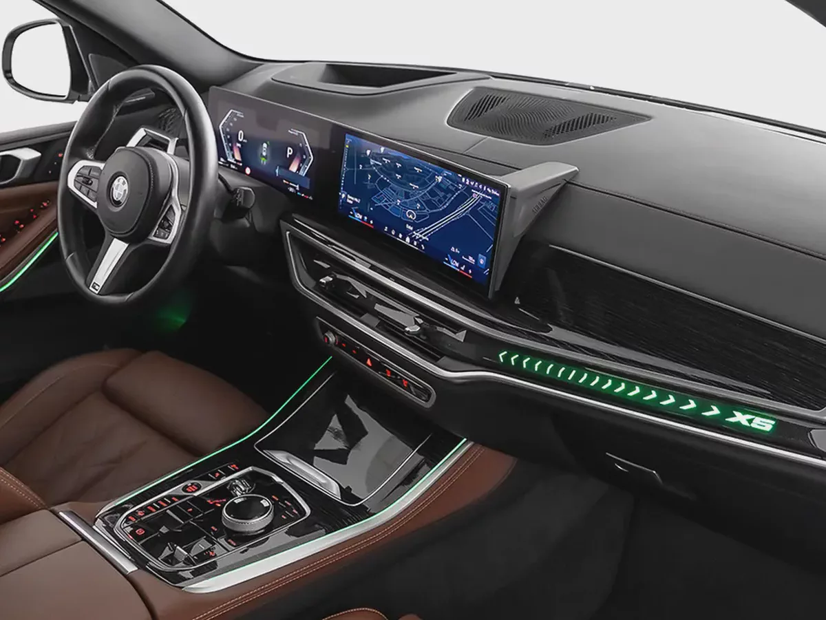 6,299 / 60 months | 0% DP | 2025 BMW X5 40i M Sport Pro / Full Service History-10-10