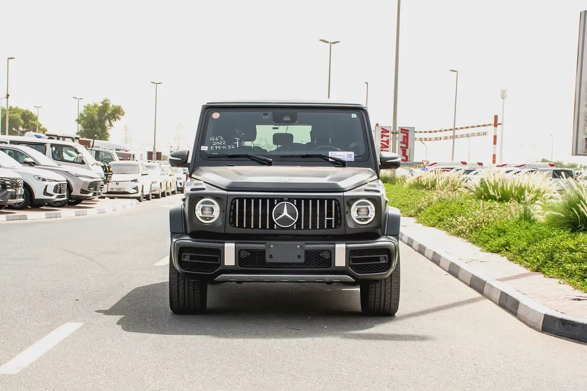 2022 - BENZ G63 AMG  - SUPER CLEAN - LIKE NEW - ONLY 32,000 KM-1-1