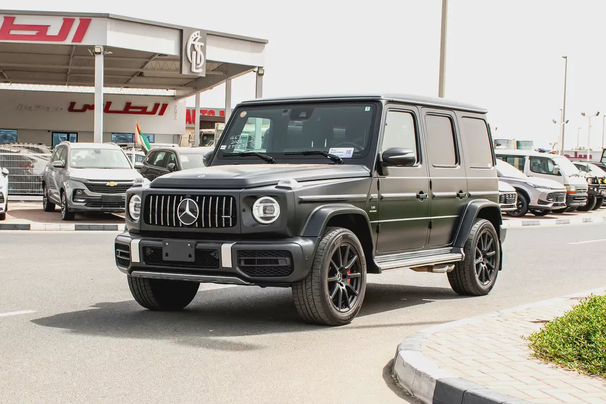 2022 - BENZ G63 AMG  - SUPER CLEAN - LIKE NEW - ONLY 32,000 KM-2-2