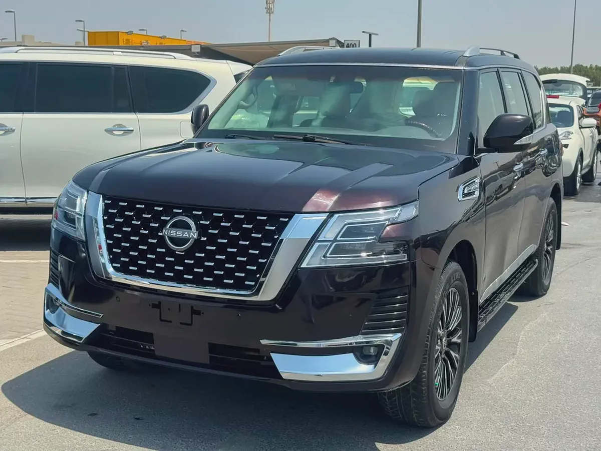 Nissan patrol 2011 brown color GCCcalen car-4-4