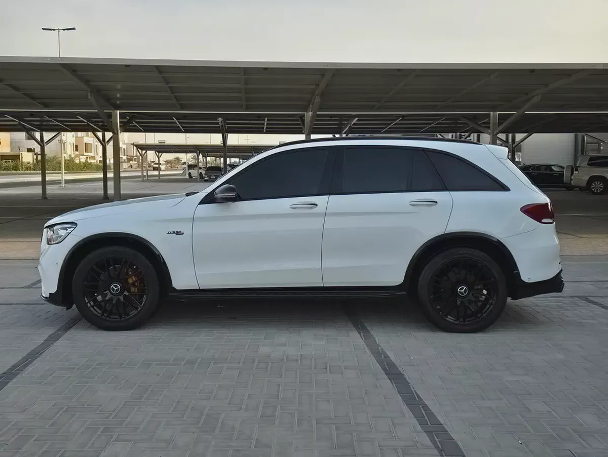 Mercedes-Benz GLC 300 AMG 4MATIC 2020 - Korean Specs - Pristine Condition-6-6