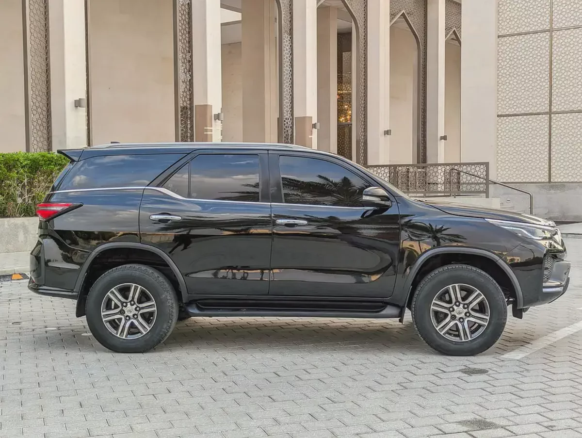 TOYOTA FORTUNER 2017 FACELIFTED 2025 GXR V6 GCC IN PERFECT CONDITION-16-16