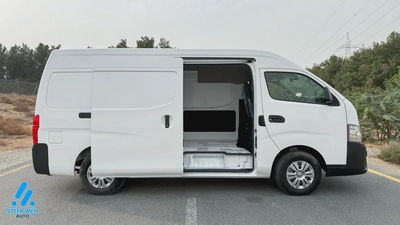 2025 Nissan Urvan NV350 Highroof Delivery Van GCC  White Automatic-4