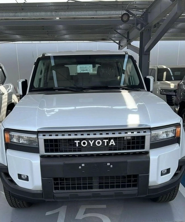Toyota Prado 2.4L PETROL 2024 GCC