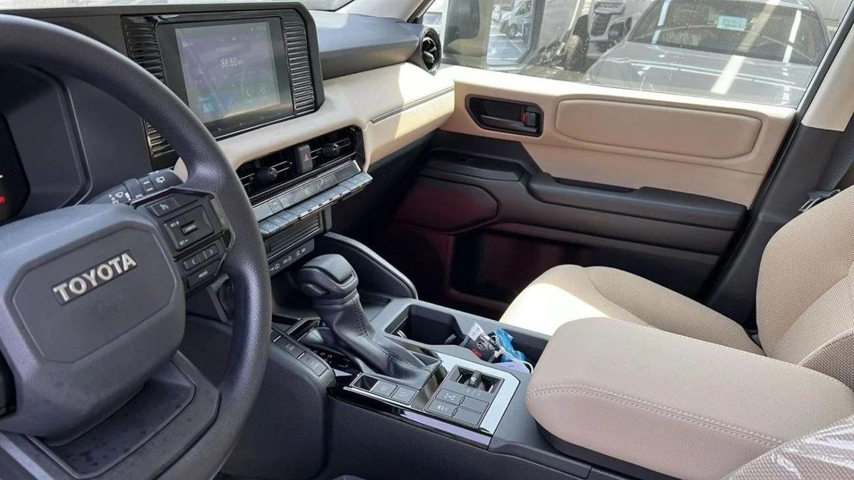 Toyota Prado 2.4L PETROL 2024 GCC-1-1