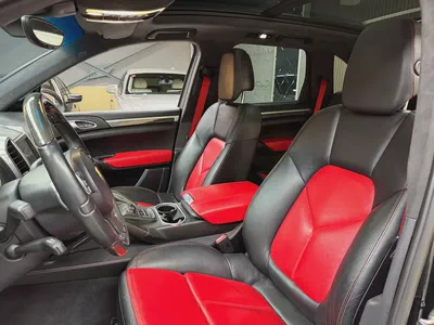 Porsche Cayenne Turbo 2013 | GCC Specs | Low Mileage | High Option-11