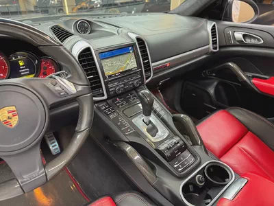 Porsche Cayenne Turbo 2013 | GCC Specs | Low Mileage | High Option-12
