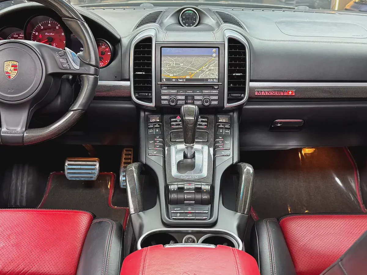 Porsche Cayenne Turbo 2013 | GCC Specs | Low Mileage | High Option-9-9
