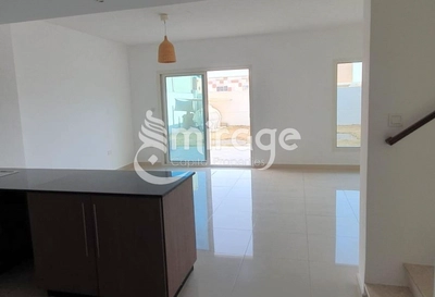 Modern Living | Open Layout 3BR TH | Prime Area-5
