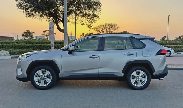2019 Toyota Rav 4 4WD 2.5l, GCC Specifications