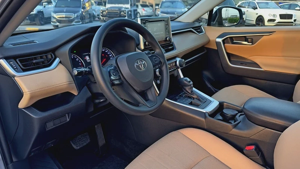 2019 Toyota Rav 4 4WD 2.5l, GCC Specifications
