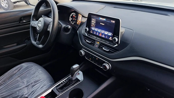 2025 Nissan Altima SE - American Specs - GCC Ready