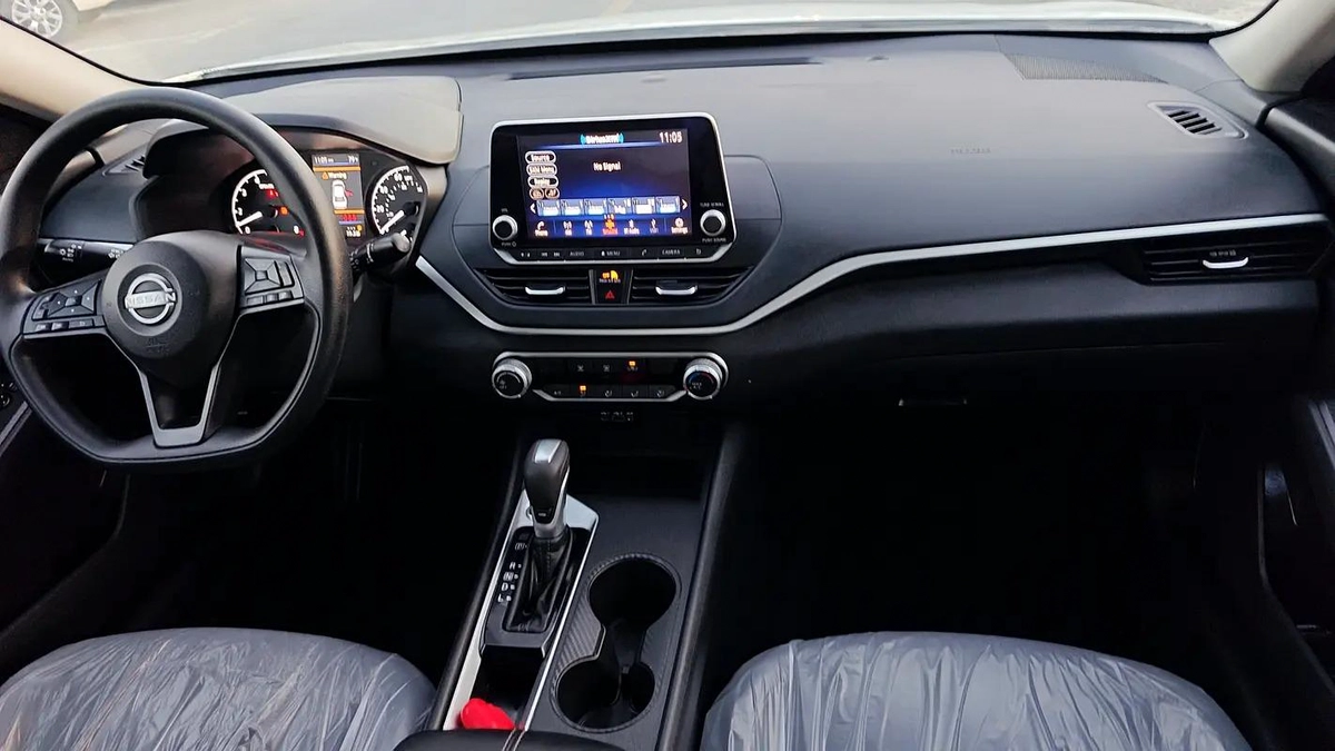 2025 Nissan Altima SE - American Specs - GCC Ready-13-13